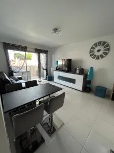 Appartement T3 Royan plage - رويان