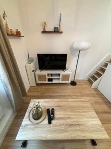 Le Cocon du Vieux Port - Studio neuf tout confort en plein centre ville - Place aux Huiles