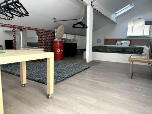 Duplex cozy avec entrée autonome, proche bus