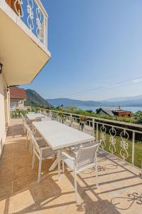 Villas Villa Panoramique - Lac du Bourget : photos des chambres