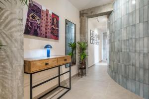 Stylish apartment with a street art touch by REMS