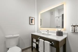 Holiday Inn Gonzales by IHG