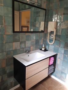 B&B / Chambres d'hotes La croisee des chemins : photos des chambres