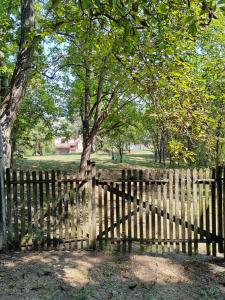 Domacinstvo Pecina Petnica