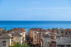 Charming Apartment with Sea Views