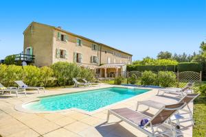 Villa Les Juliannes by Villa Plus