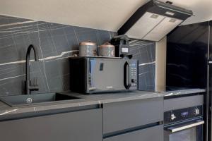 Bel appartement T3, bien équipé, Ecully