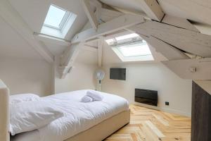 Bel appartement T3, bien équipé, Ecully