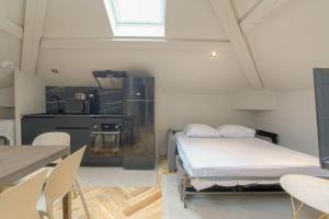 Bel appartement T3, bien équipé, Ecully