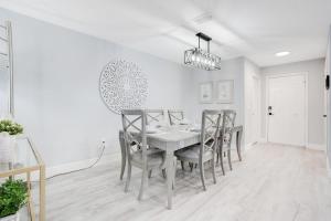 Stylish Villa Near Disney & Universal