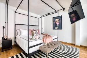 UTOPIC Campos Elíseos by ULIV