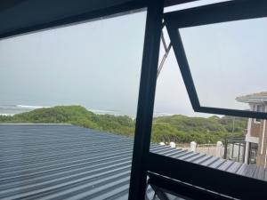 Oppi See Beach House