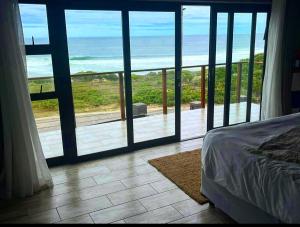 Oppi See Beach House