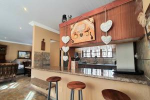 Honeypot Fly Fishing Eco Chalet