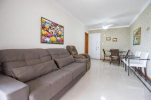 MRF113 - Quadra mar, Churrasqueira, 2Dorm, Garagem