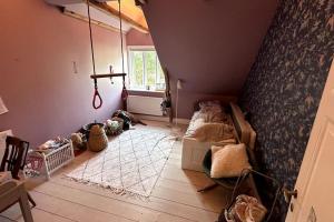 Luxurious, private, centrally-located Mansion