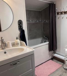 B&B / Chambres d'hotes Tess Cottage : Chambre Double