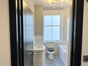 Luxury Central Brighton 2 Bed Near Beach, Royal Pavilion, Theatre