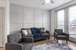 3 Stylish apartments near shops and entertainment