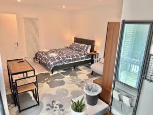 Lux New Studio Excel London