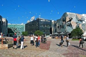 Inner City 4 Level Luxury Townhouse & Lift 3BR 3BTH