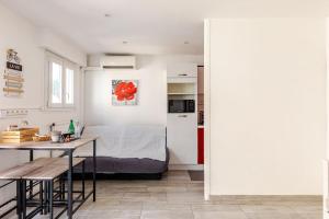 Suquet Beach Center - 100m from beach & 10min Palace