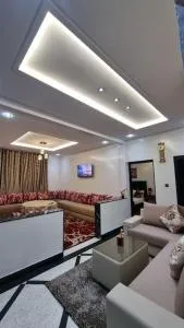 Spacieux Appartement - Aït nʼTaleb Akka