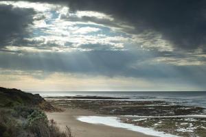 Special Art Deco Apartment and Spectacular Bay Views