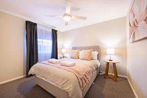 Grevillea Court - Close to Zoo, Firepit & BBQ