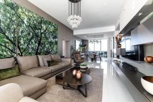 Sophisticated Modern Gem with Unreal Ocean Views