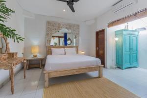 Charming 2 BR villa with private pool & garden