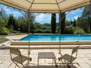 Maisons de vacances Villa in France with Pool and Vineyards : photos des chambres