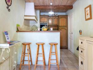 Maisons de vacances Holiday Home in Cazouls with Pool & Vineyards : photos des chambres