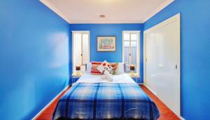 Blue Home by GoodLive