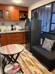 Apartasuites Bogotá 53 cerca al aeropuerto 01