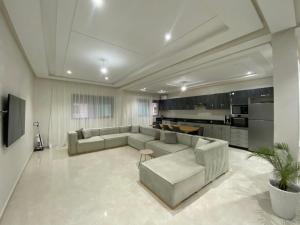 Appartement 150 m2 route immouzer