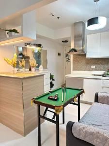 A cozy place to stay at jn azure staycation