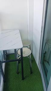 Jn staycation urban azure