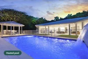 Clifton Cove - A Luxury Escape by the Beach - 克利夫顿海滩