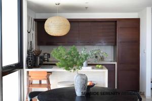 Seaside Serenity Residence - 2 BR Apartment with Beach Access