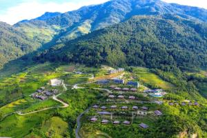 Le Champ Tu Le Resort Hot Spring & Spa