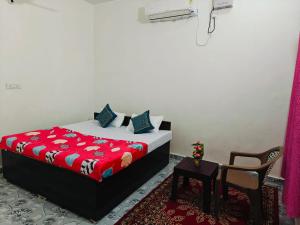 Awadh Green Home Stay - FREE PICKUP FROM AYODHYA DHAM RAILWAY STATION
