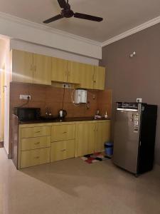 Luxury Apt near Palolem Beach, WFH with Forest view