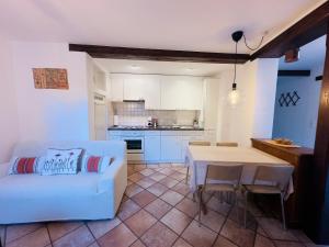 Casa Leoni a Moghegno