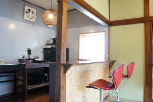 お宿三感四温 海30秒 温泉2分 駅4分 季節を問わず寛ぐ海辺にある貸切リノベーションハウス Oyado sankanshion #IG3