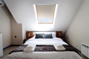 New Sofia Skyline 1BDRM Free Parking & Terrace