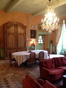 Appartements Chateau De La Chassaigne : photos des chambres