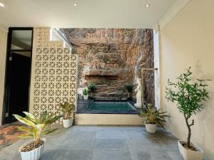 Merdeka Kuta Guesthouse