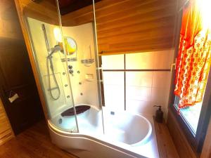 Chalets Chalet La Cala des Armaillis : photos des chambres