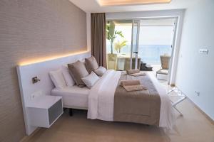 Grand Horizon Luxury Boutique Apartments